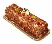 Özel Günler İçin 4-6 Kişilik Çikolatalı Muzlu Baton Yaş Pasta