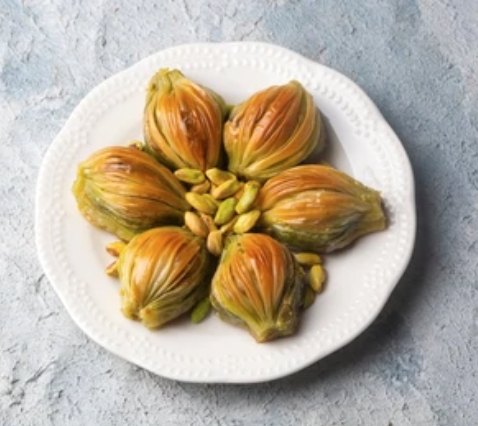 Taze Malzemeli 1 Kg Midye Baklava